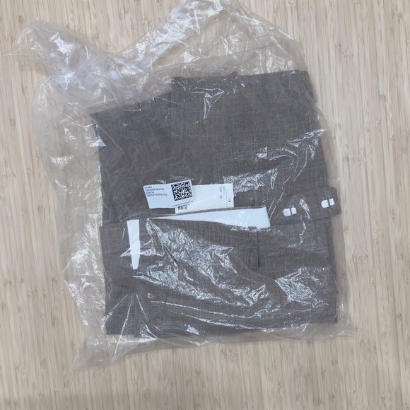 H&M - slack - Regular Fit - size w34 - Picture 2 of 4